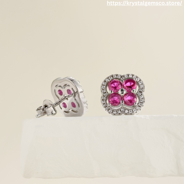 💕✨ “Rosette Radiance” Pink Crystal Studs 🌸