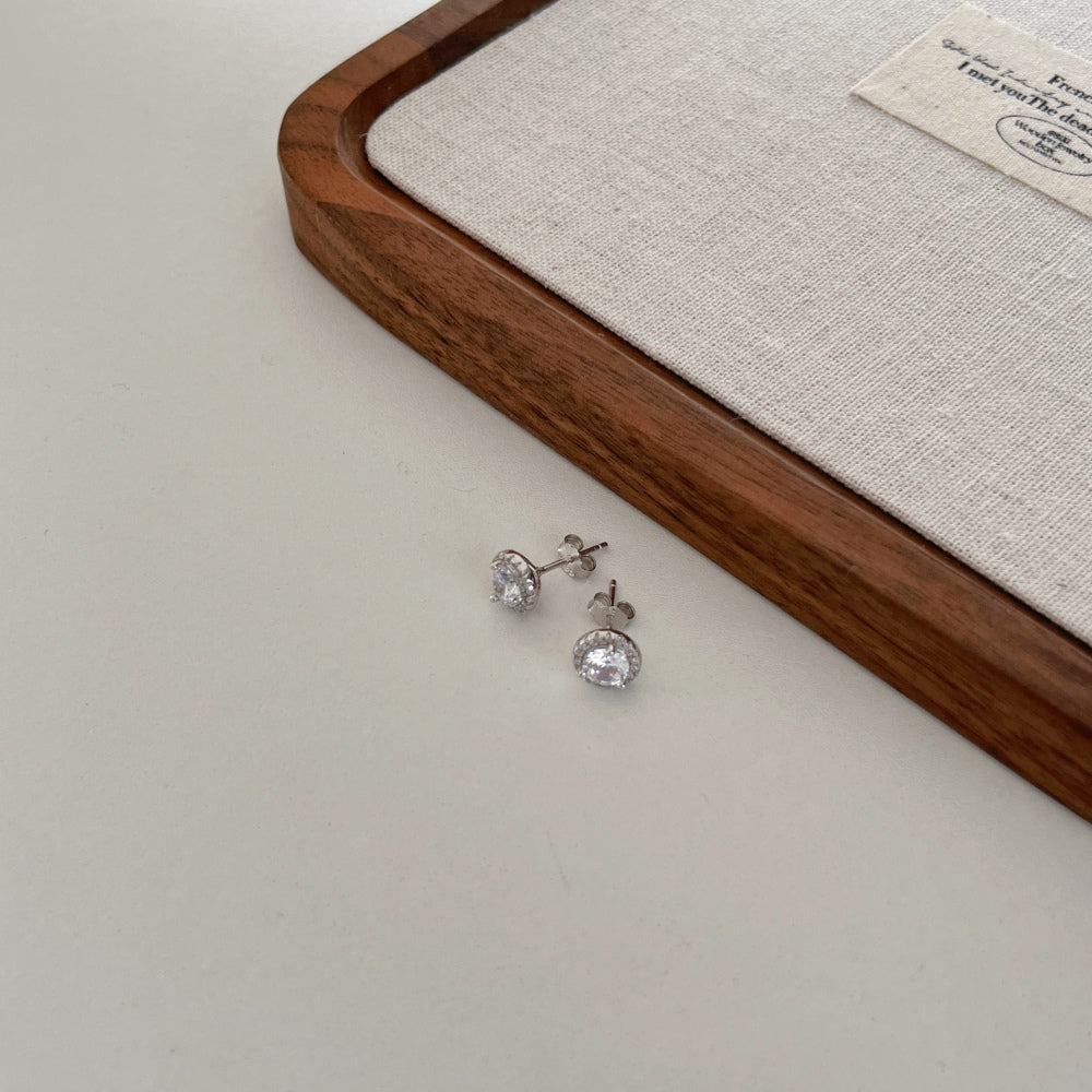 "Luna Halo" Sparkling Stud Earrings πβ¨