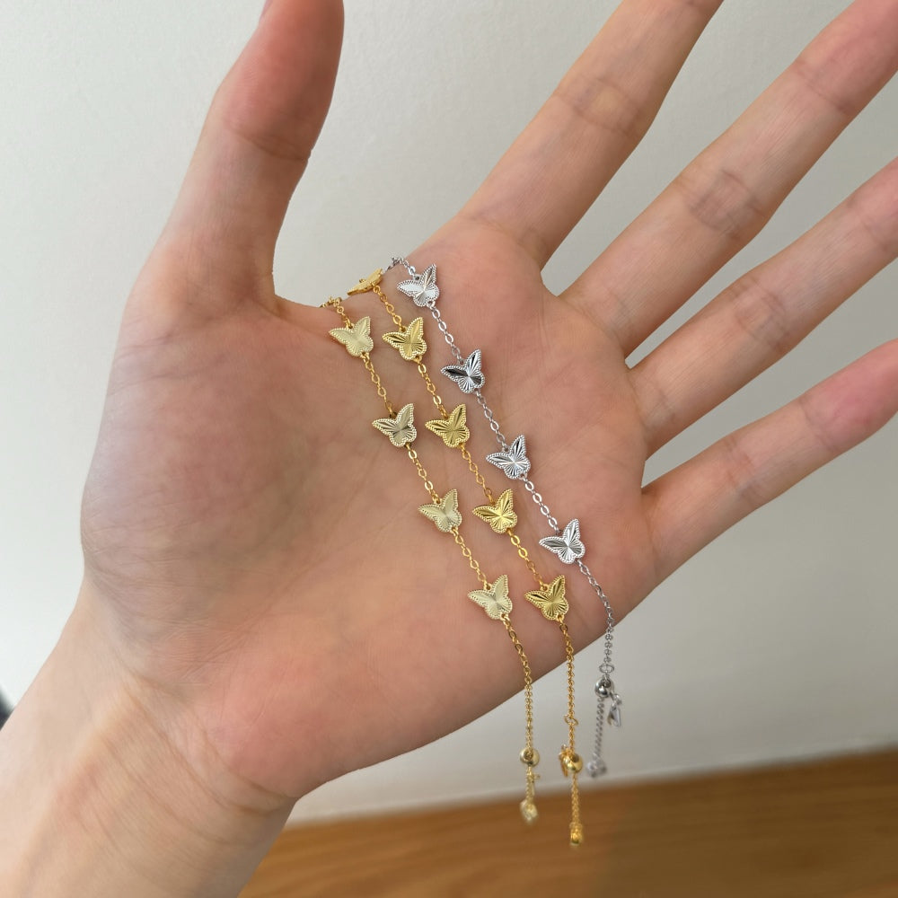 "Flutter Lightly" Dainty Butterfly Bracelet β¨