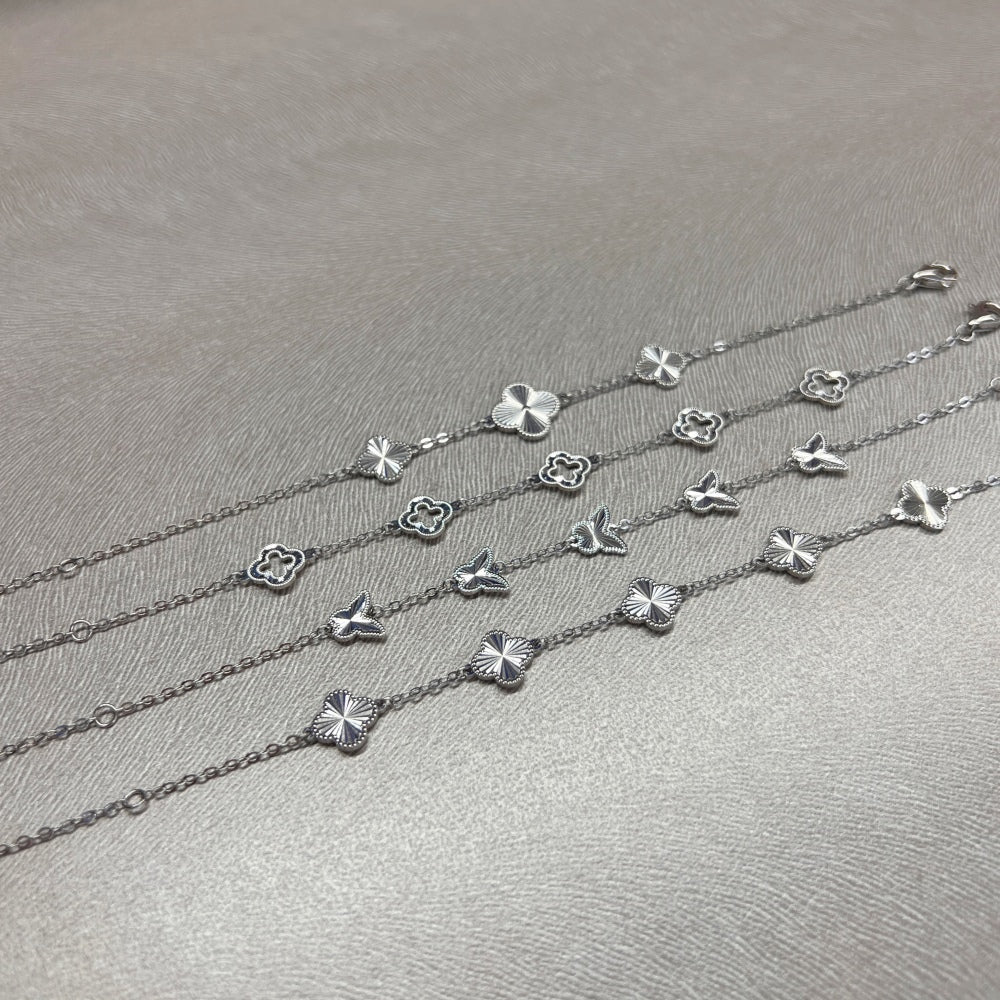 "Flutter Lightly" Dainty Butterfly Bracelet β¨