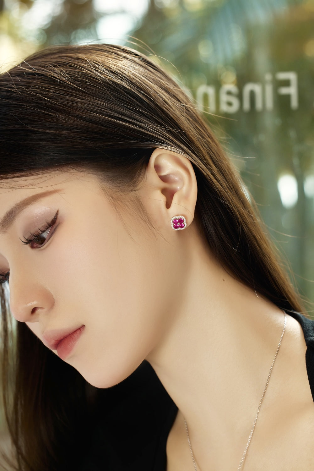 💕✨ “Rosette Radiance” Pink Crystal Studs 🌸