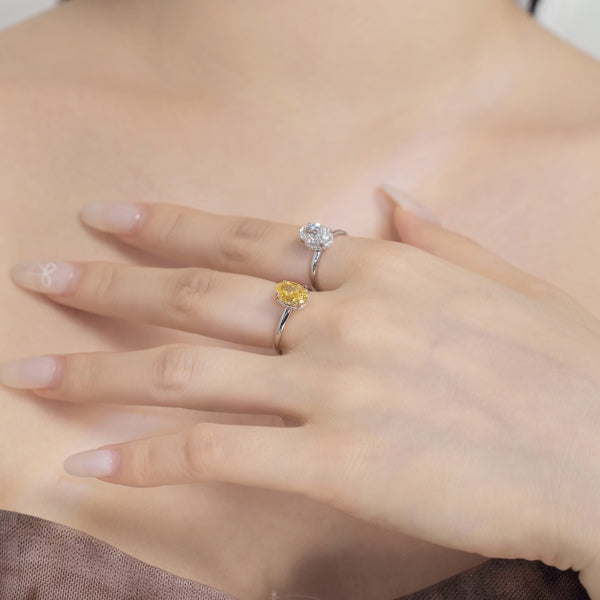 "Golden Gleam" Oval-Cut Yellow Stone Ring βοΈβ¨