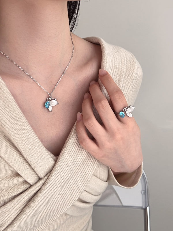Blue Blossom Leaf Pendant Necklace πΏπ