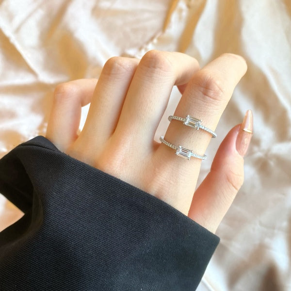 β¨ Emerald-Cut Moissanite Solitaire Ring β Sleek Sophistication Collection π