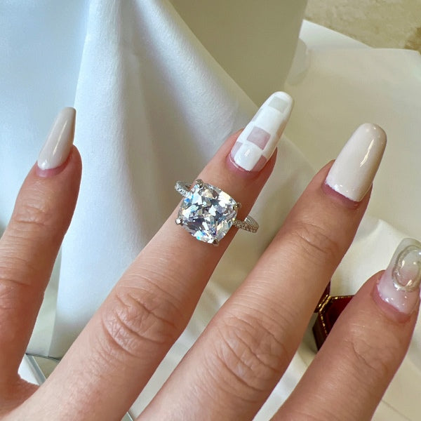 β¨ Cushion-Cut Moissanite Solitaire Ring β Classic Radiance Collection π