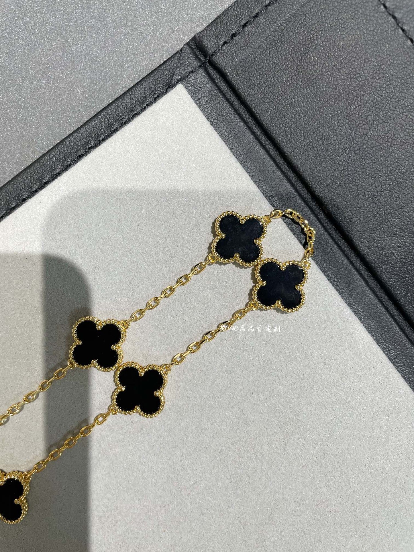 ❤️ Lux Red Clover Charm Necklace – Inspired by Van Cleef & Arpels ❤️