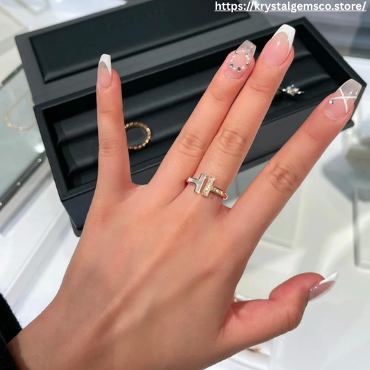 ✨ Signature T Diamond Ring – Rose Gold Elegance ✨