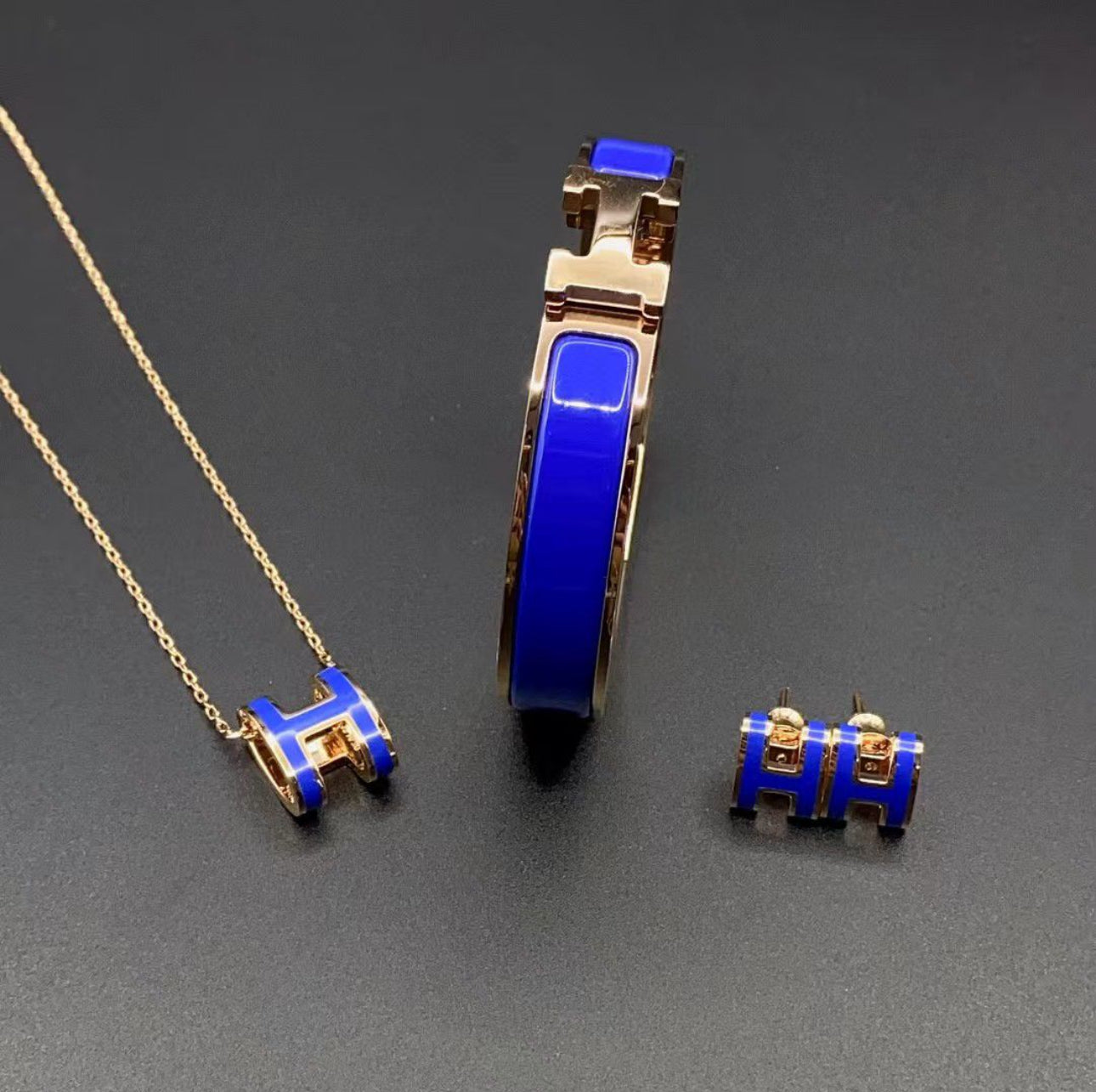 Luxury-Inspired H Jewelry Set – Bracelet, Necklace & Earrings | Available in White, Black, Pink, Red, Green & Blue