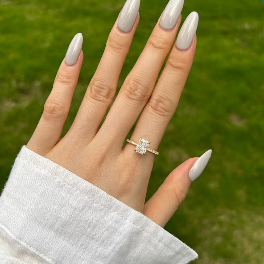 "Golden Radiance" Radiant-Cut Solitaire Ring ✨💫