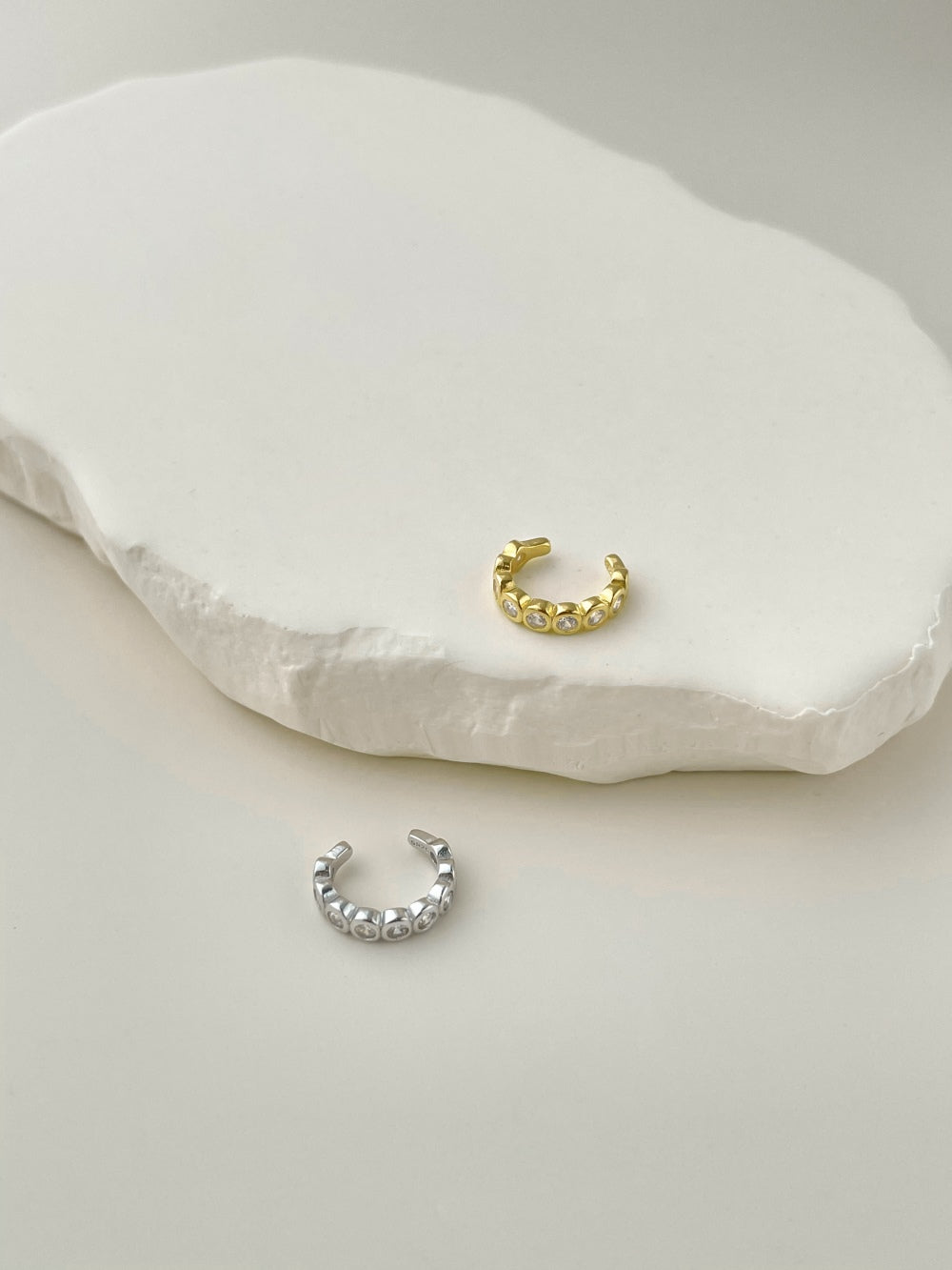 "Luna Bezel" Gold Crystal Ear Cuff ✨