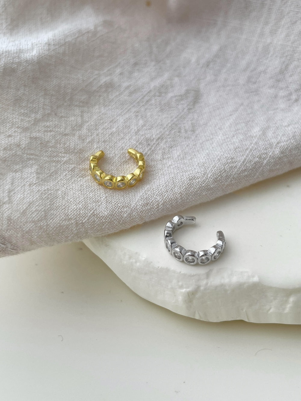 "Luna Bezel" Gold Crystal Ear Cuff ✨