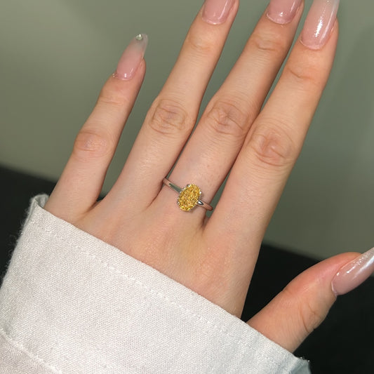 "Golden Gleam" Oval-Cut Yellow Stone Ring ☀️✨