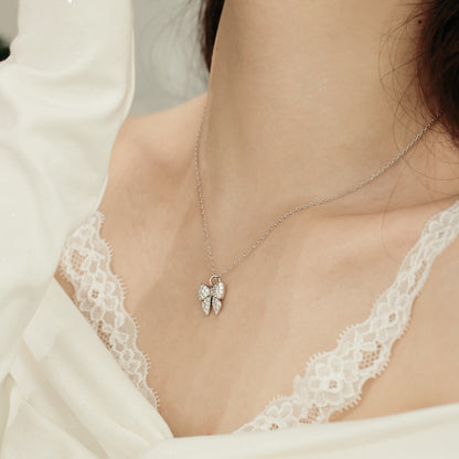 🦋✨ Dainty Pave Butterfly Pendant Necklace – Sparkle in Flight ✨🦋