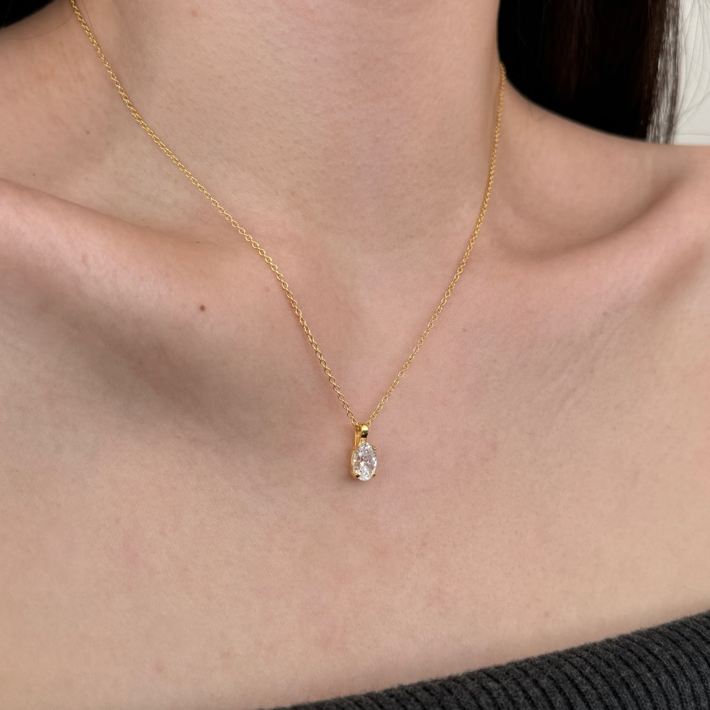 🌟✨ Elegant Solitaire Pendant Necklace – Timeless Sparkle ✨🌟