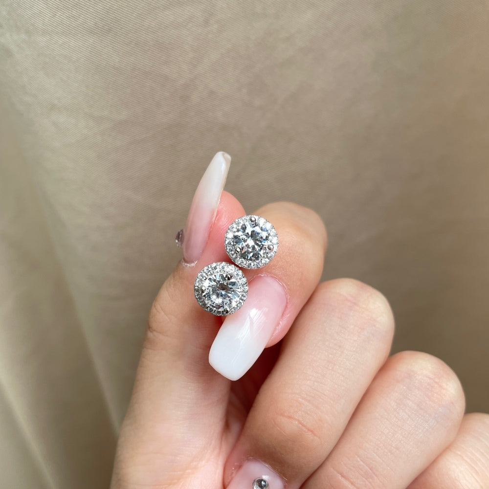"Luna Halo" Sparkling Stud Earrings 👂✨