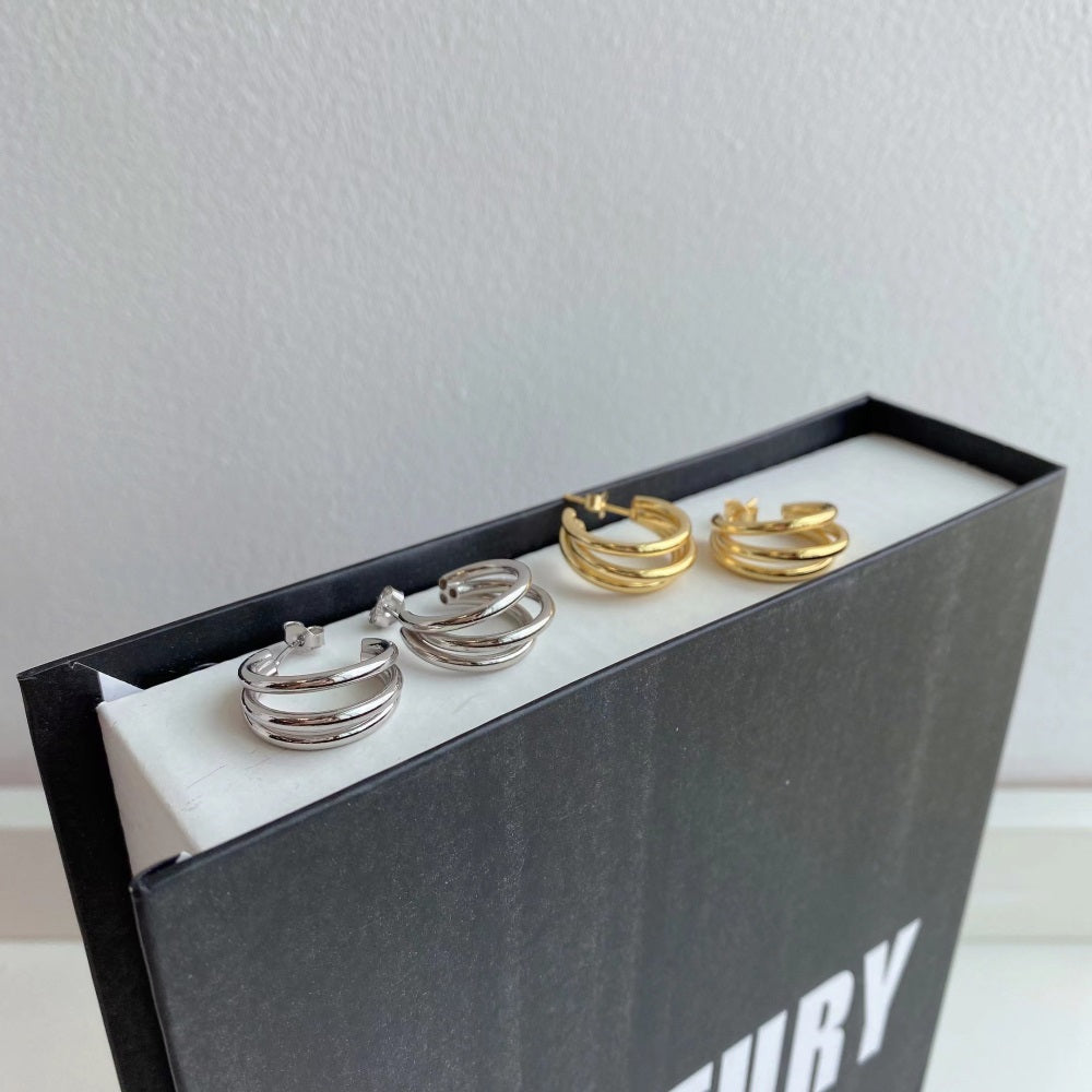 ✨ Triple Twist Silver Hoop Earrings – Bold. Chic. Timeless. 🤍
