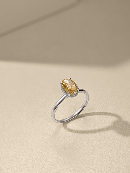 "Golden Gleam" Oval-Cut Yellow Stone Ring ☀️✨