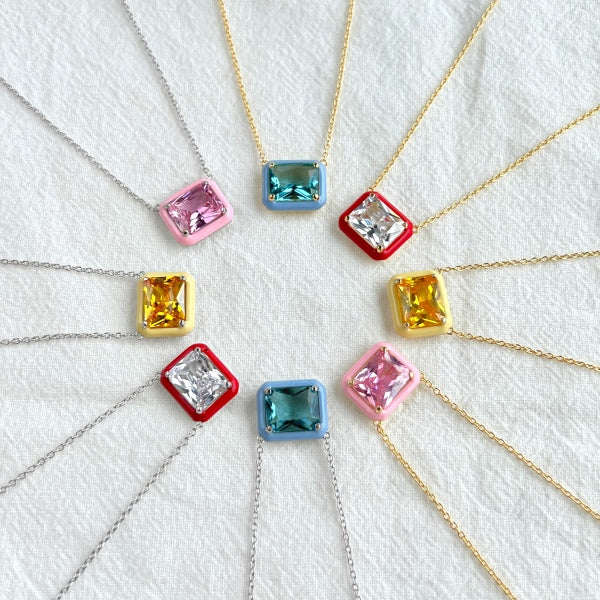 🌞💫 Golden Glow Pendant Necklace
