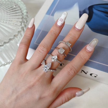 ✨ Emerald-Cut Moissanite Solitaire Ring – Sleek Sophistication Collection 💍