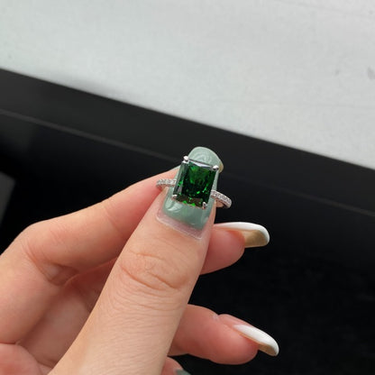 "Emerald Envy" Radiant-Cut Birthstone Ring 💚✨
