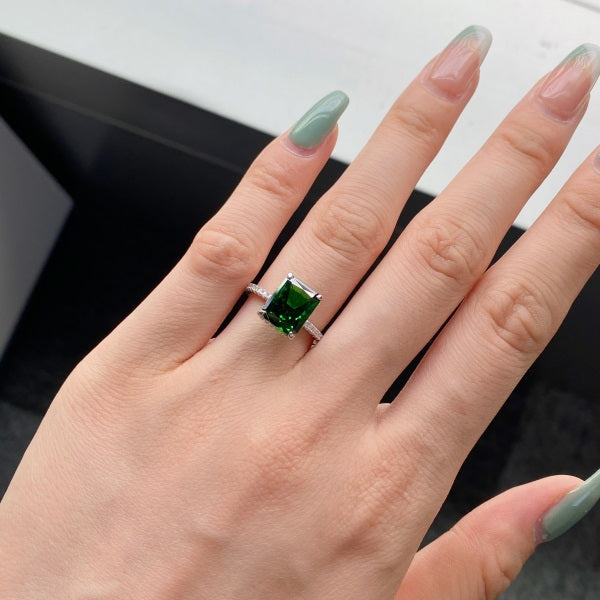 "Emerald Envy" Radiant-Cut Birthstone Ring 💚✨