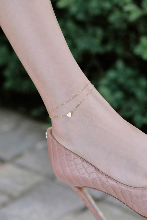 💛✨ Personalized Gold Heart Initial Anklet – "L" Charm ✨💛