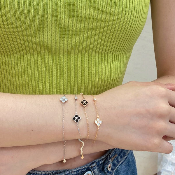 "Noir Fleur" Black Enamel Clover Bracelet in Sterling Silver ⚫