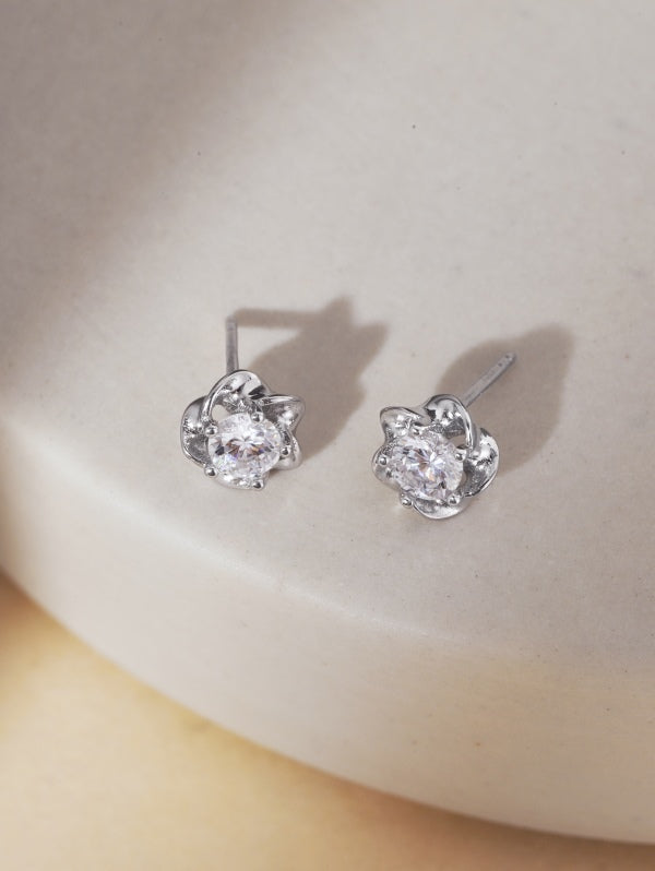 ✨🌸 “Celestial Bloom” Sterling Silver Stud Earrings 💎