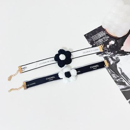 Luxury Floral Ribbon Pet Choker – Designer-Inspired Cat & Dog Collar