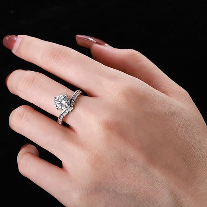 Radiant V-Cut Sterling Silver Wedding Ring with Round-Cut Simulated Diamond💍