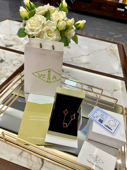 ❤️ Lux Red Clover Charm Necklace – Inspired by Van Cleef & Arpels ❤️