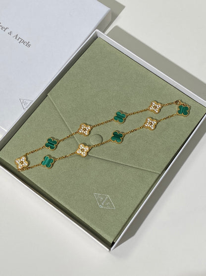 Elegant Clover Malachite & Diamond-Inspired Necklace – 18k Gold Plated