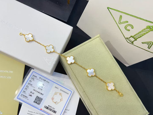 ✨ Golden Luxe Clover Bracelet – White Mother of Pearl Radiance 🍀
