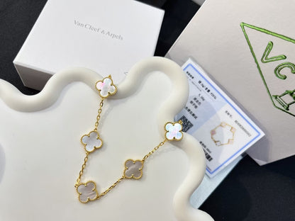 ✨ Golden Luxe Clover Bracelet – White Mother of Pearl Radiance 🍀