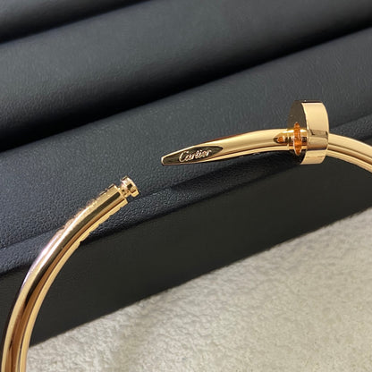 Signature Nailhead Bangle – Luxe Trio Finish in Gold, Rose & Silver