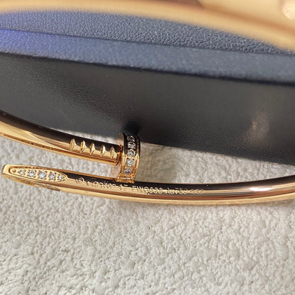 Signature Nailhead Bangle – Luxe Trio Finish in Gold, Rose & Silver