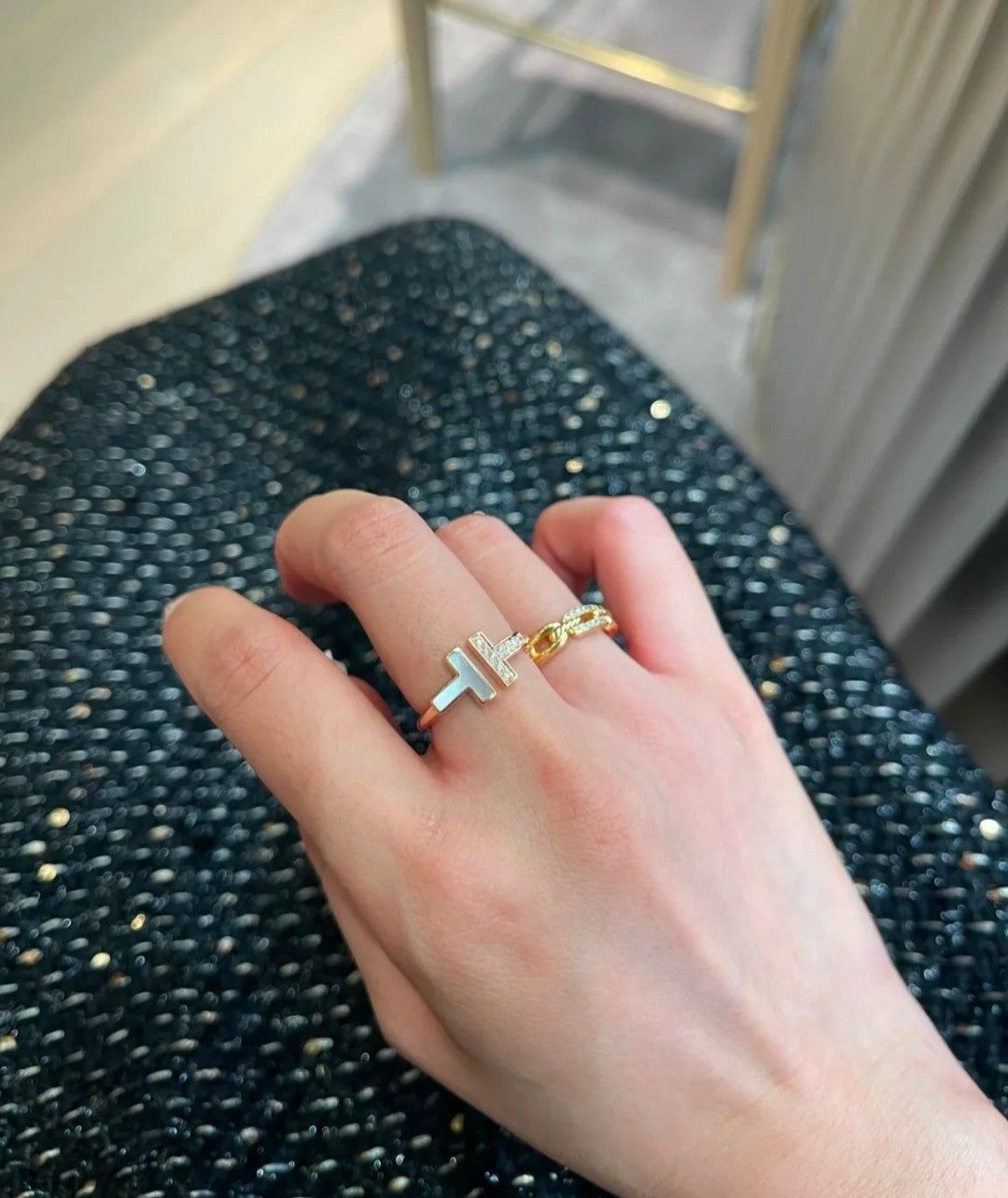 ✨ Signature T Diamond Ring – Rose Gold Elegance ✨